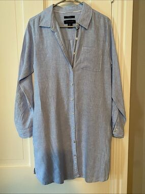 T Tahari Sky Blue Linen-Blend Button Down Shirt